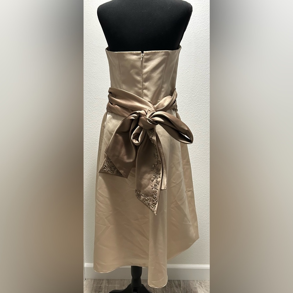 Bill Levkoff Prom Dress - 10 - Cream - Used - Picture 2 of 3